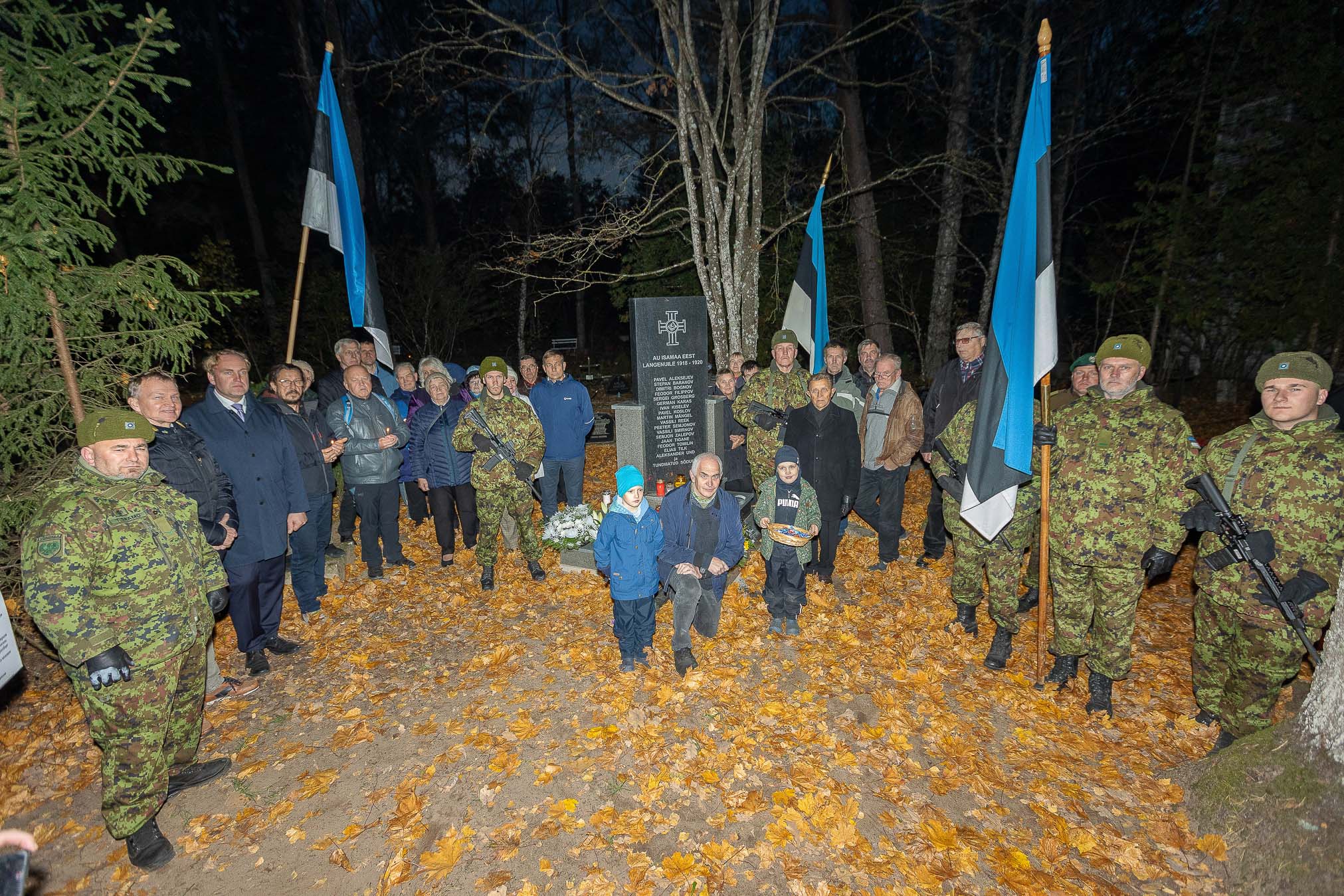 Linnakalmistul pühitseti Vabadussõjas hukkunud õigeusklike sõdurite mälestussammas